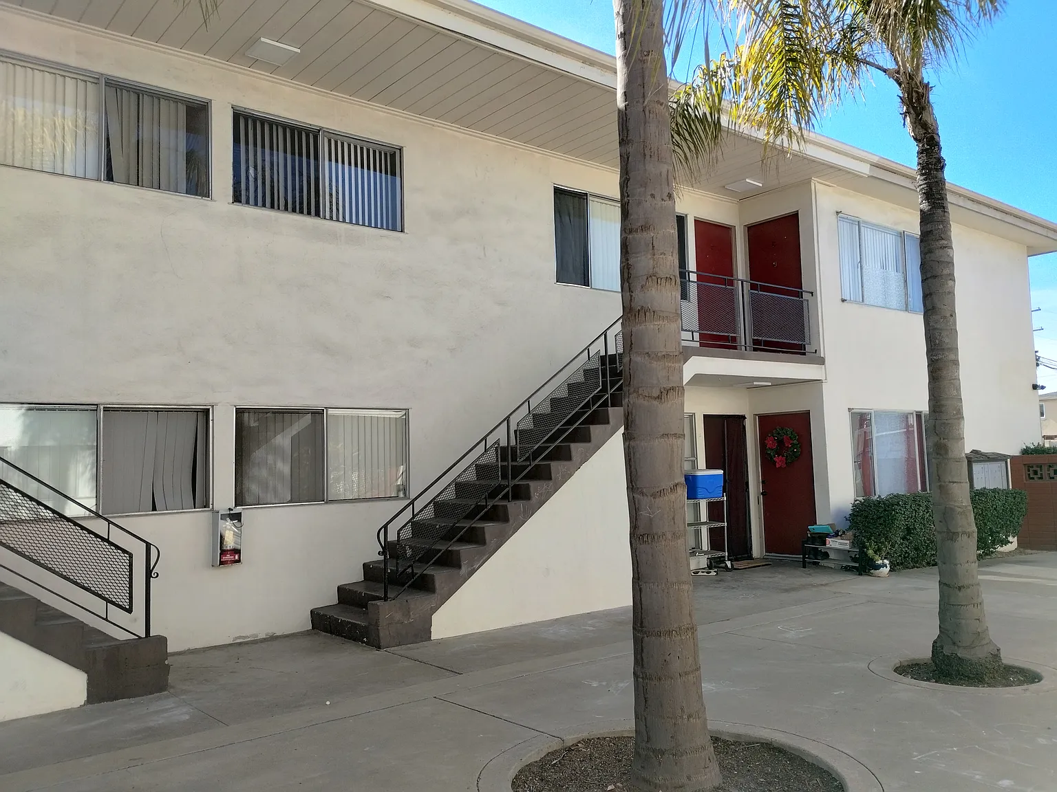 4729 Wilson Ave — Photo 3