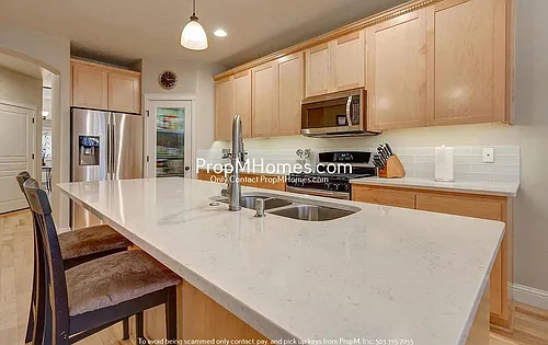 16711 SW 134th Ter Photo 1