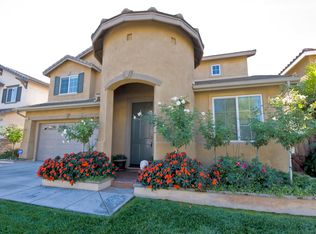 1050 Sawtooth Dr, Upland, CA 91786