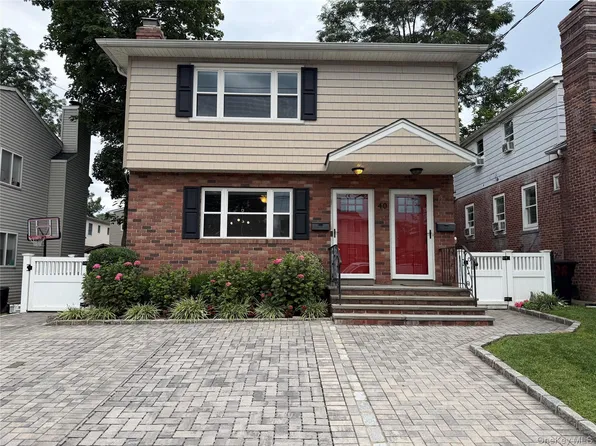 40 Edgewood Rd, Pt Washington, NY