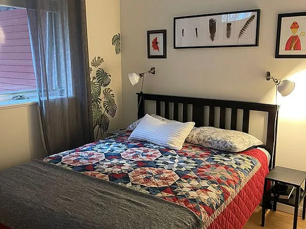 16 Hemlock Ridge Dr Unit 202, White River Junction, VT 05001