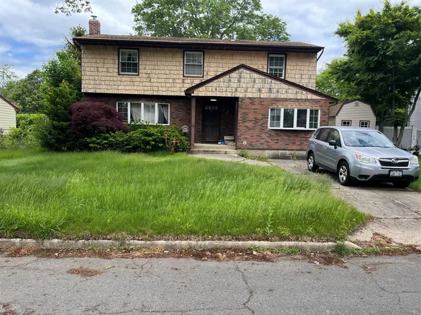 23 Catherwood Crescent, Melville, NY 11747