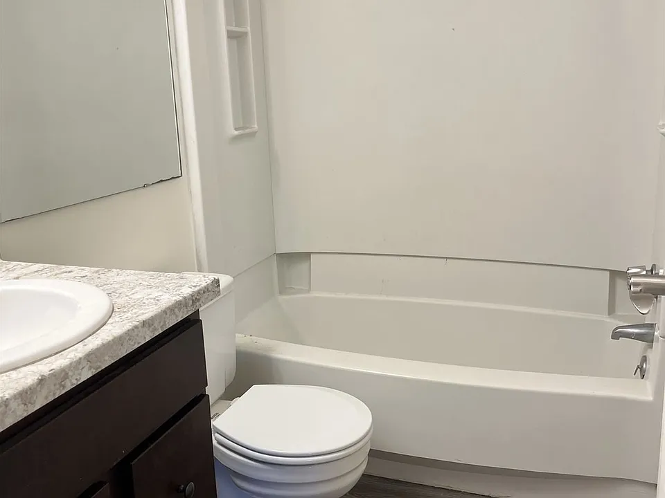 Full Bath on Upper Level