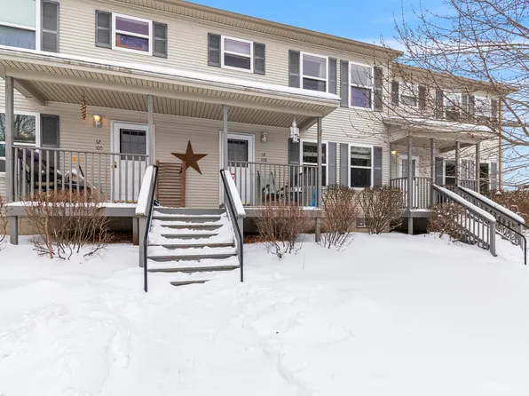 12 Checkerberry Square #106, Milton, VT 05468