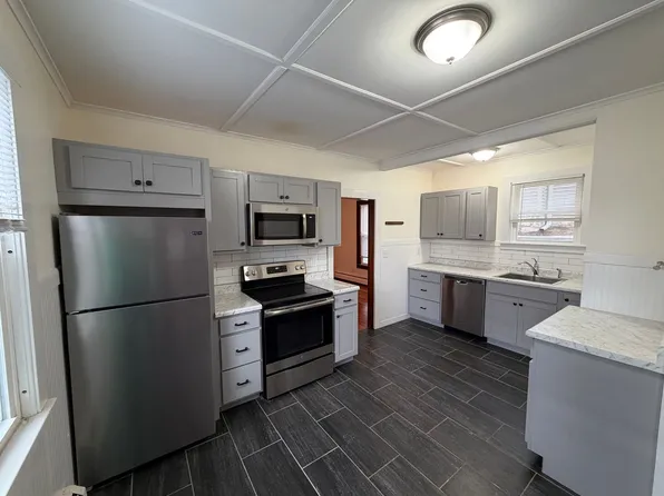 40 Cady St, North Adams, MA 01247