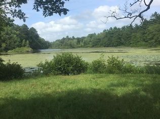 32 Deerfield Ln, Dartmouth, MA 02747
