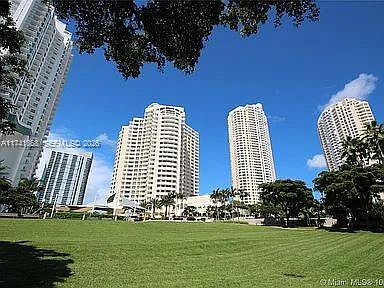 888 Brickell Key Dr #600 — Photo 16