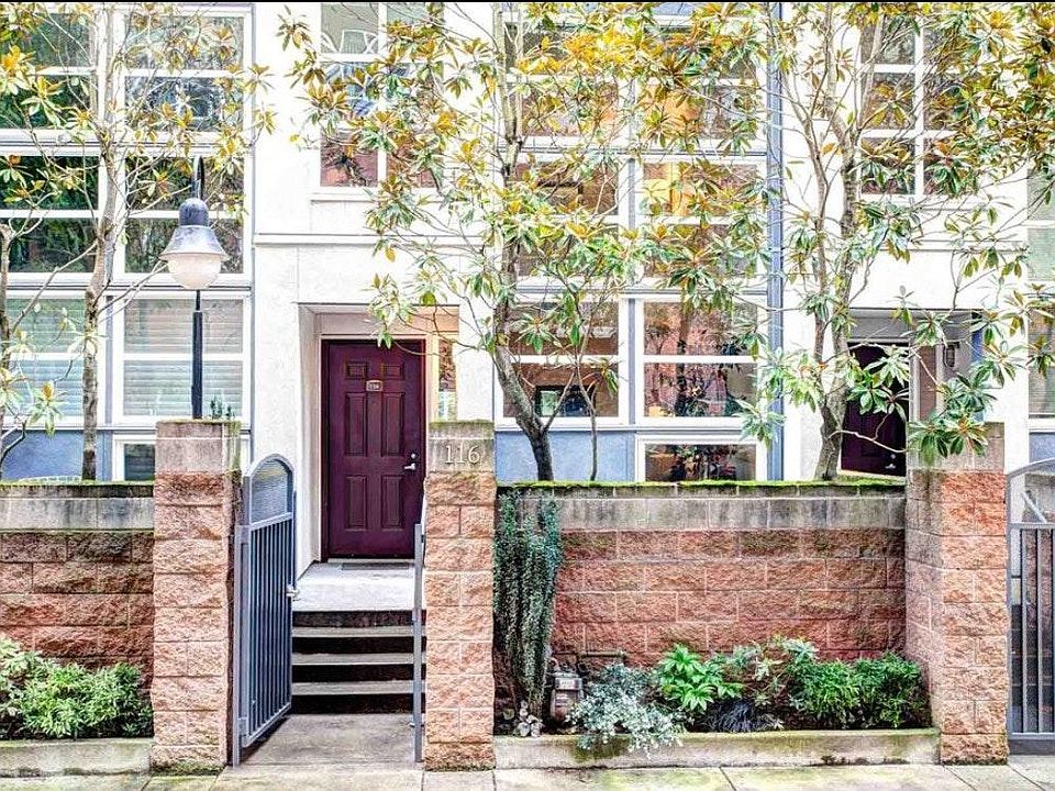 Individual front entrance