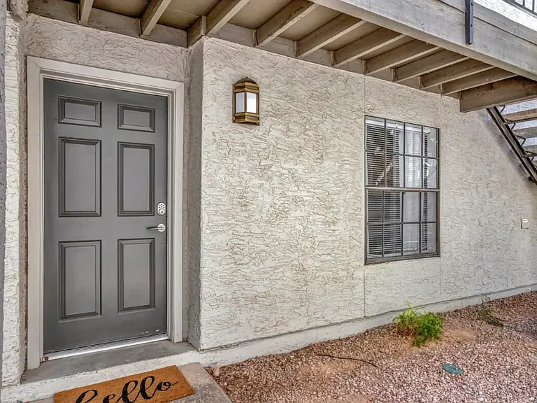 8020 E Thomas Rd — Photo 15