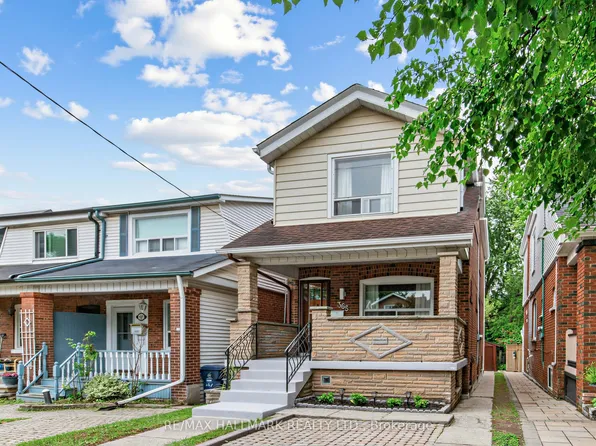 365 Milverton Blvd, Toronto, ON M4J 1W1