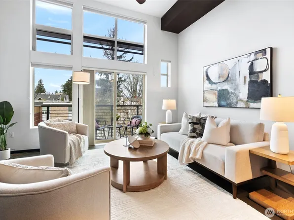 4422 Bagley Avenue N #216, Seattle, WA 98103