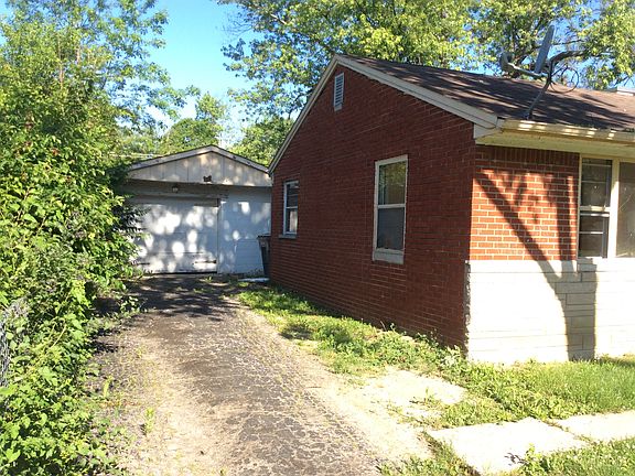3rd image of 4010 N Bolton Ave