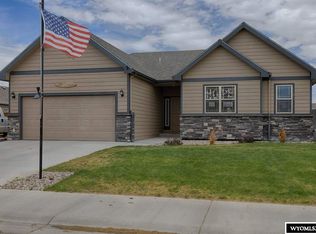 1910 Inca Trl, Bar Nunn, WY 82601