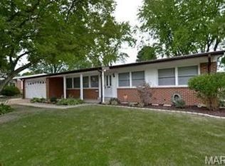2775 Delaware Dr, Florissant, MO