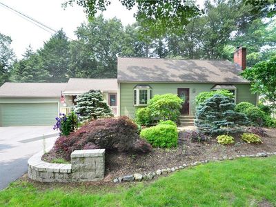 42 Chriswell Drive, Simsbury, CT, 06070