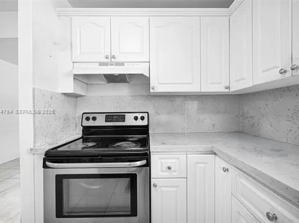 3231 SW 25th St #Cu-2, Miami, FL 33133