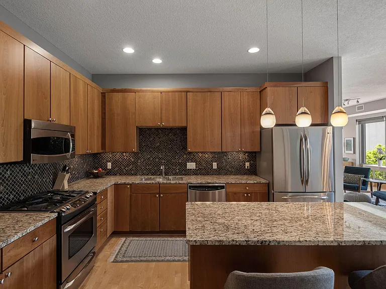 240 Spring St #310 — Photo 8