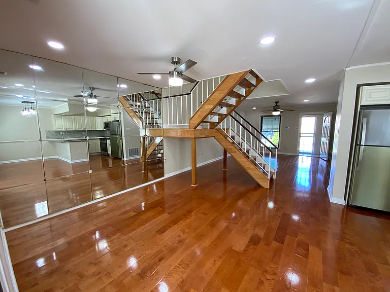 8422 Madison Pl — Photo 18