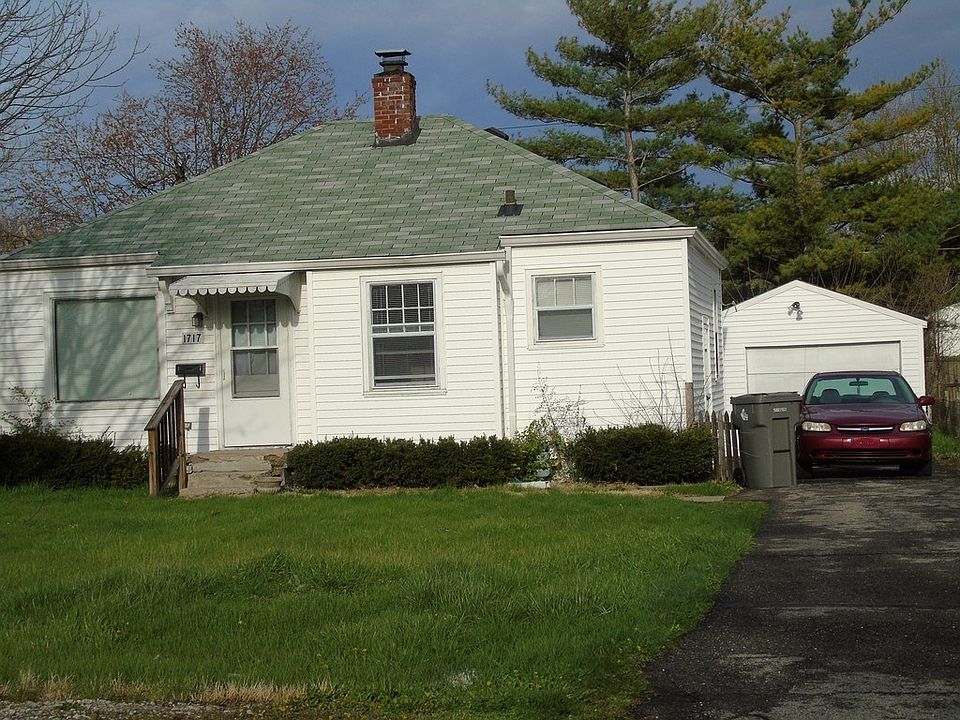 2nd image of 1717 N Riley Ave