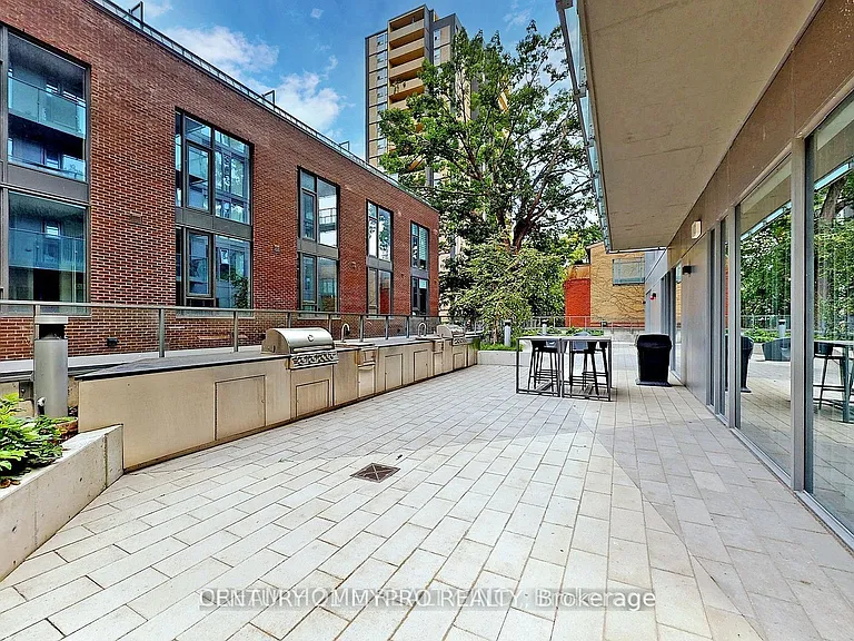 50 Wellesley St E #4002 — Photo 26