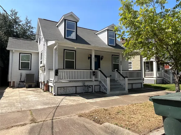 905 Post Office Rear St, Galveston, TX 77550