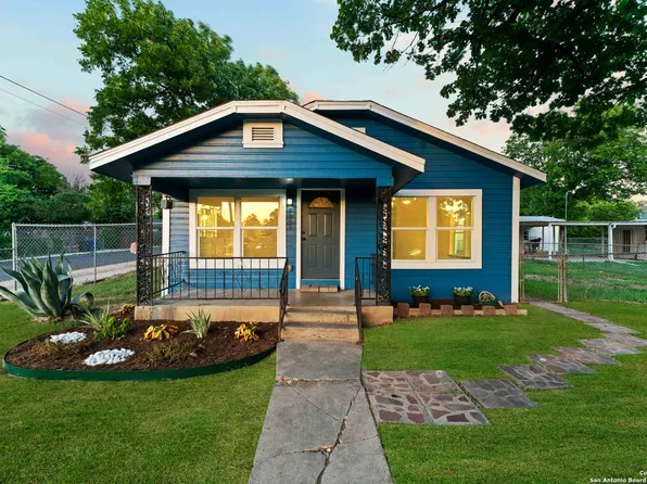 2602 S OLIVE ST, San Antonio, TX 78210