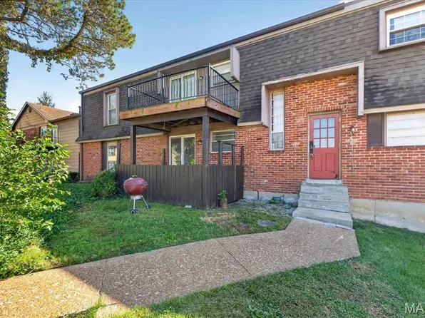 6683 Parker Rd APT B, Florissant, MO 63033