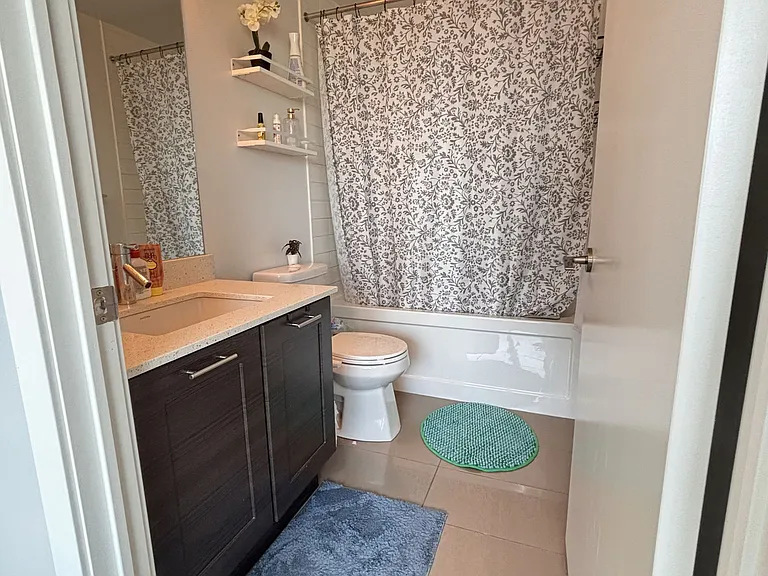 2212 Lake Shore Blvd W #908 — Photo 8