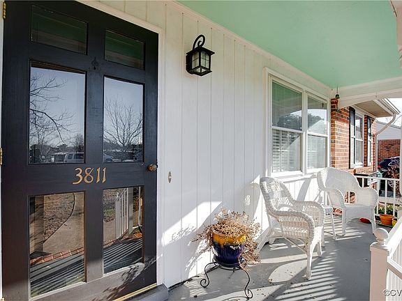 3rd image of 3811 Delham Dr
