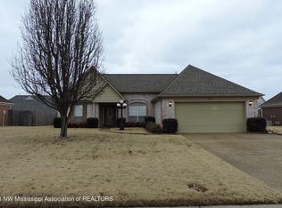 9874 Piney Ridge Dr, Olive Branch, MS 38654