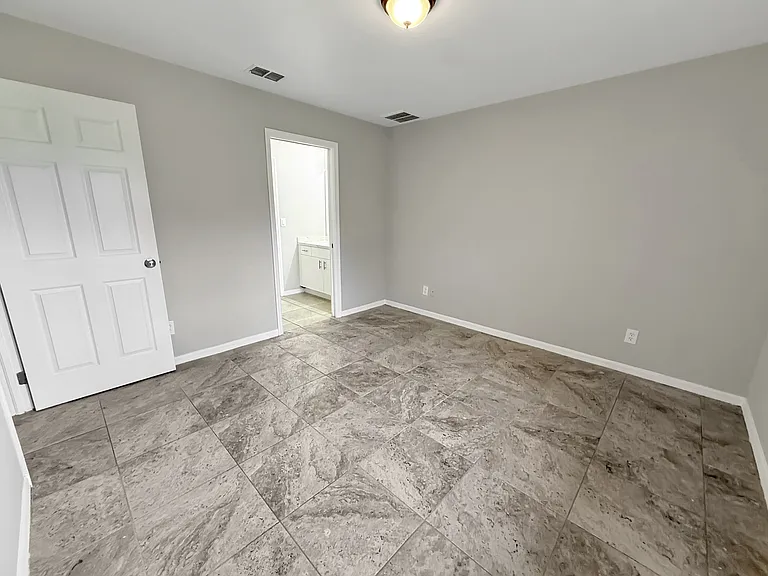 2303 Ansel Ave S — Photo 15