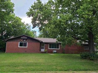 601 S Main St, Leon, KS 67074