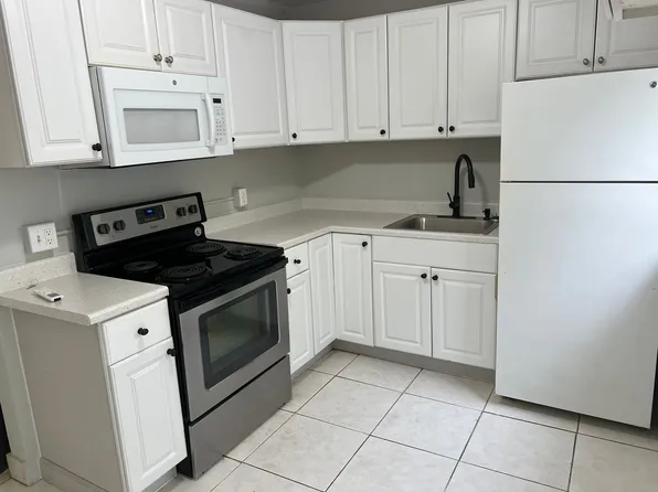 1301 NE 6th St #2, Fort Lauderdale, FL 33304