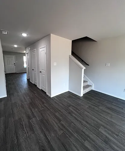 149 Polasek Dr Photo 1
