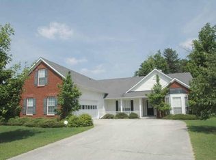 2079 Manor Oak Ln, Buford, GA 30519