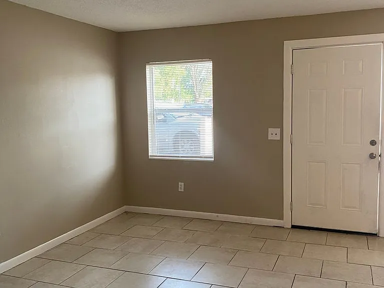 3028 Robert Ave #F — Photo 5