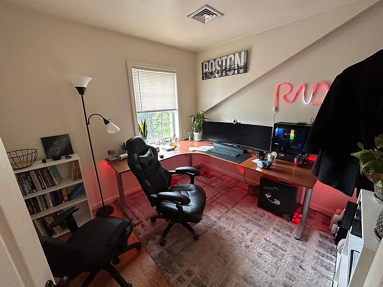 34 Raymond St #2 — Photo 7