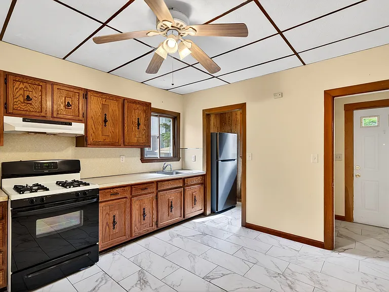 52 Pearson Rd #1 — Photo 13