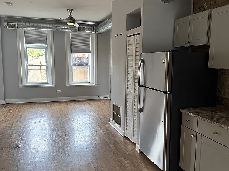 731 W Ohio St #1 — Photo 2