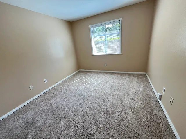 2920 Luciernaga St #103 — Photo 8