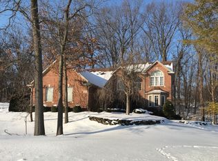 7547 Ridge Valley Dr, Clarkston, MI 48348