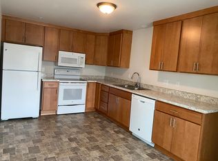 1014 N Scheuber Rd APT 17, Centralia, WA 98531