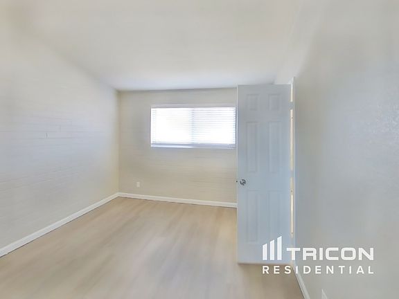 5th image of 3722 W Diana Ave