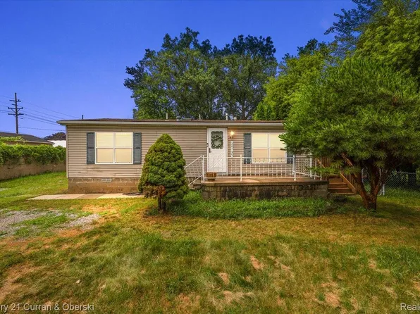 20795 Orchard Lake Rd, Farmington Hills, MI 48336