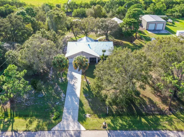 1665 Cody Lane, Fort Pierce, FL 34945