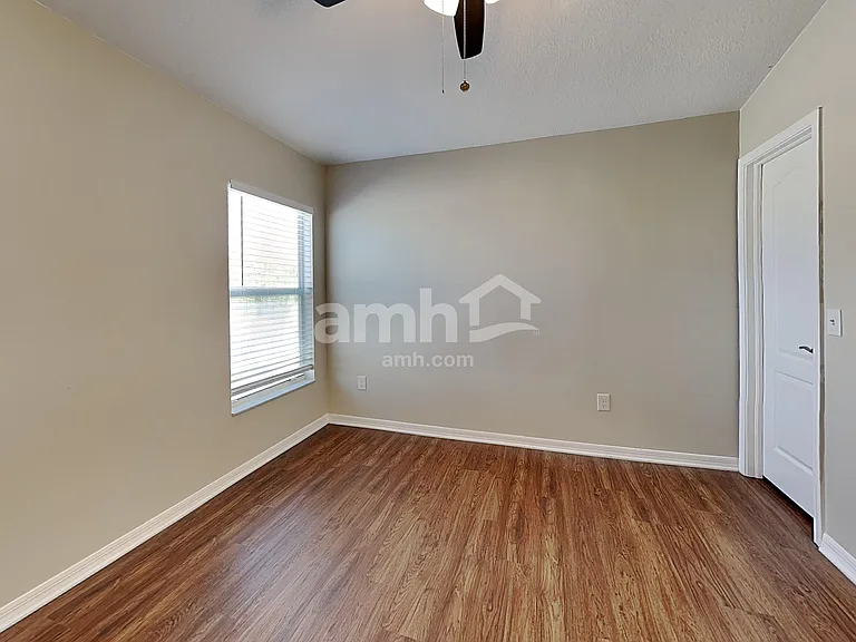 8157 Canterbury Lake Blvd — Photo 19