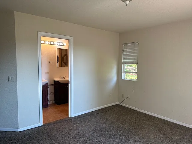 31 Acorn Cir — Photo 5