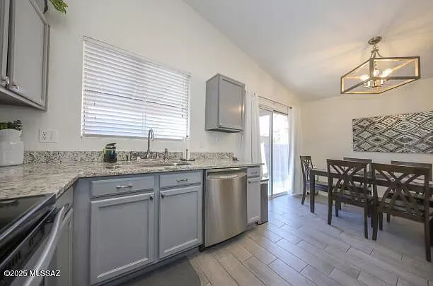 4510 W Sun Quest St — Photo 5