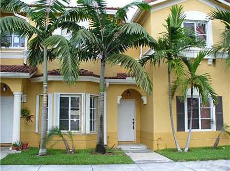 1st image of 8305 NW 108th Ave #518