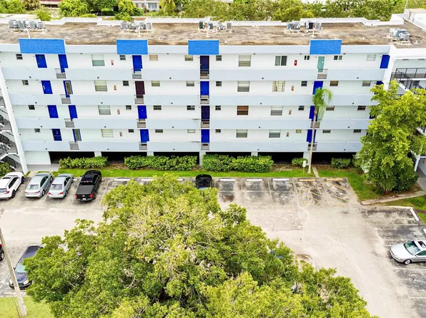 7501 NW 16th Street #3208, Plantation, FL 33313